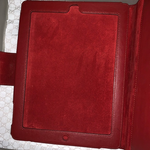 Authentic Gucci iPad case - Picture 3 of 3